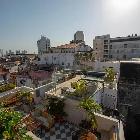 Voilá Centro Histórico 4*